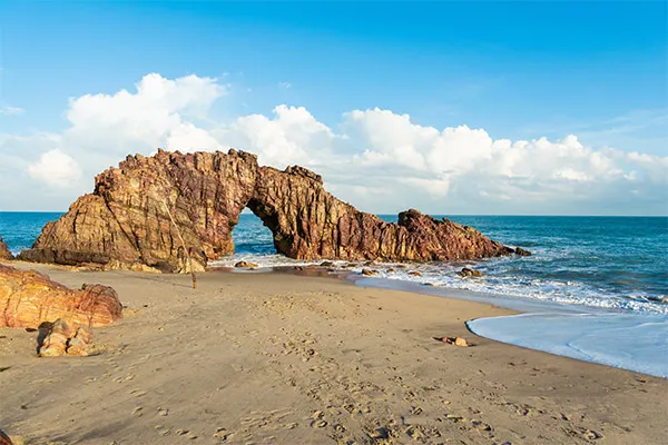 Passeios jericoacoara - pedra furada